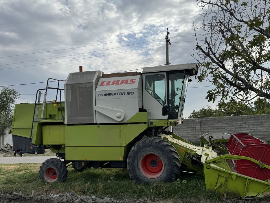 комбайн Claas Dominator 130