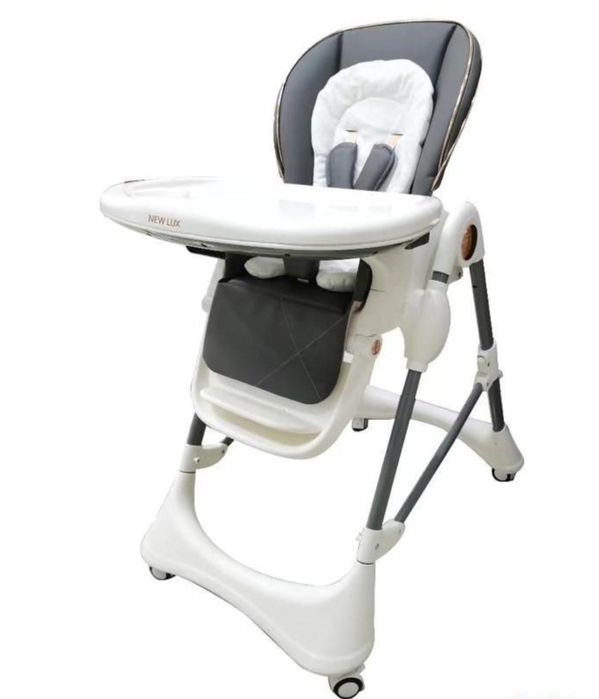 Стульчик для кормления в отличном состоянии