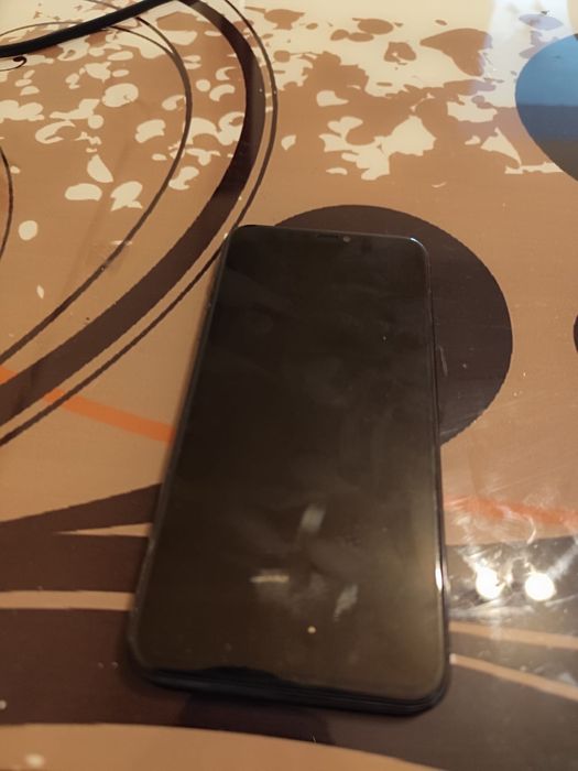 vand iphone 11 pro max sau fac schimb