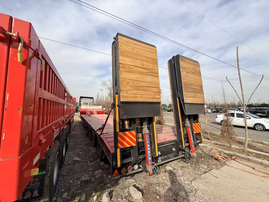 Traller 25~26 trall sotuvda mavjud orqa oyoqlari silinddrli 3-4 moslik