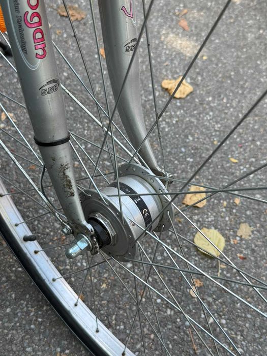 Bicicletă Activa 28” – Shimano Nexus, Dinam, Lumini, Suspensie, Portbagaj