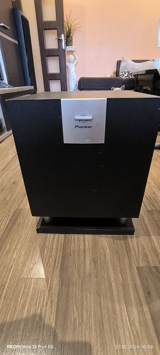 2бр подови тонколони Pioneer ,2бр сараунд,1бр център и  активен буфер