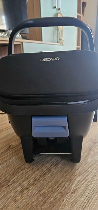 Столче за кола за бебе/кошница