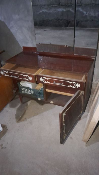 Tryumo ( qadimgi , xolati yaxshi)