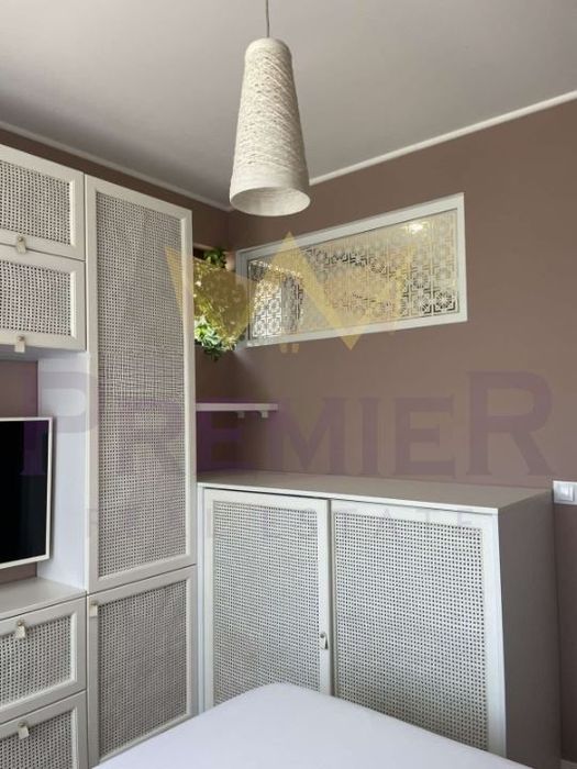 Дава се под наем Четиристаен апартамент в Варна, Център - 107 кв.м за 1350 € - Снимка #6