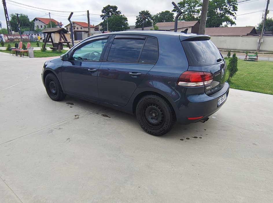 VOLKSWAGEN Golf 2010 — imagine 3