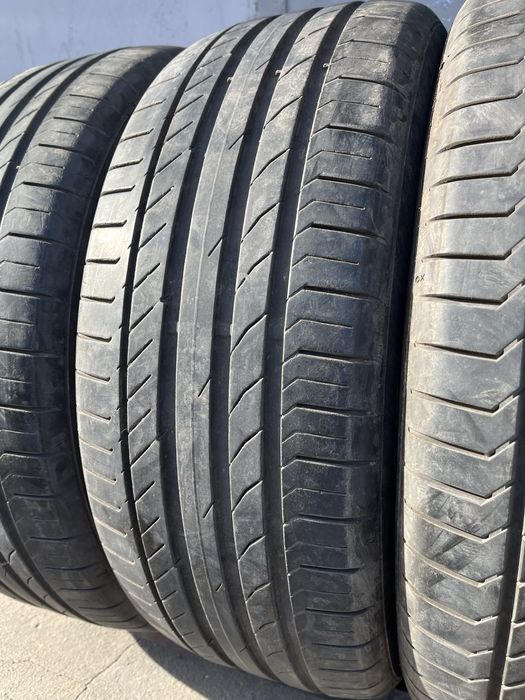 4 бр. летни гуми 235/55/19 Continental AO DOT 0220/2117 2x7 mm 2x5,5 m