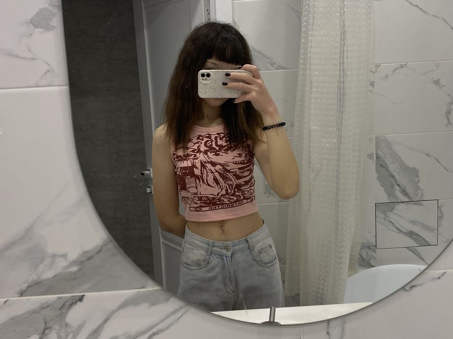 Розовый топ