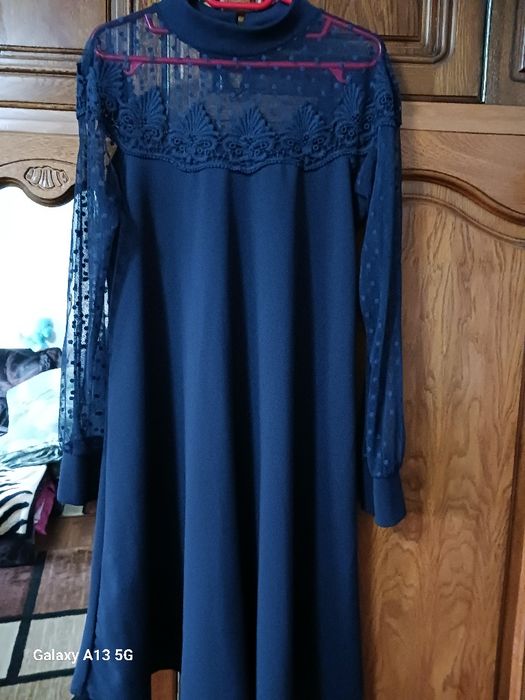 Rochii midi mărimea L-xl