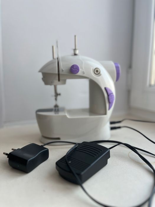 Швейная машинка электрическая