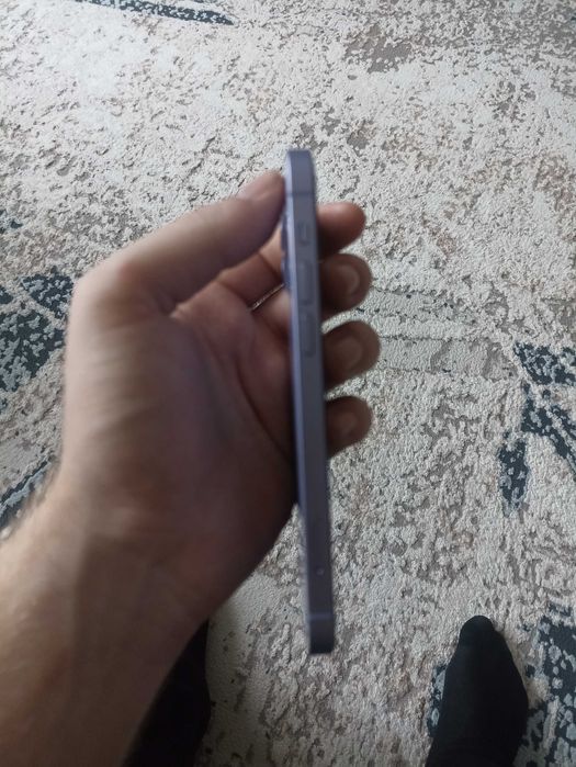 iPhone 12 128Gb АКБ 77%