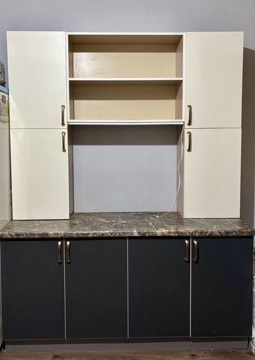 Кухонный мебель в отличном состоянии