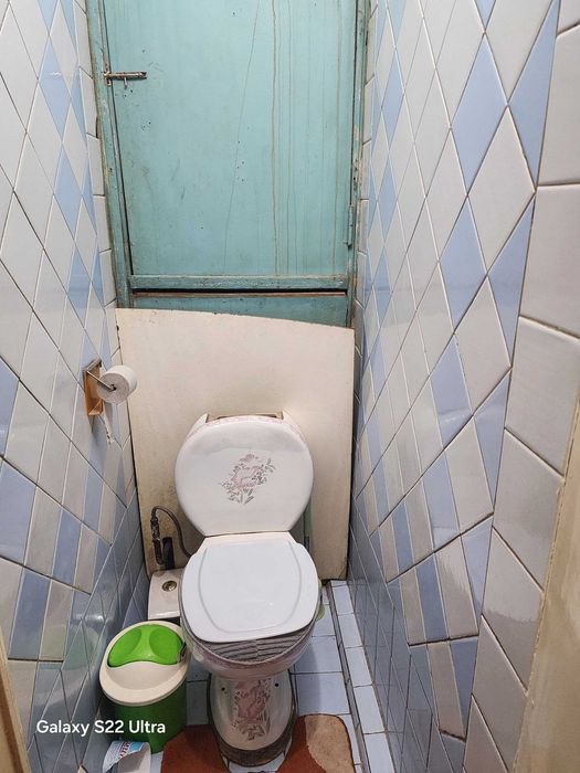 Sheriklikda sturdent o'g'il bollarga arenda kvartiran bor. Qorasuv 6.