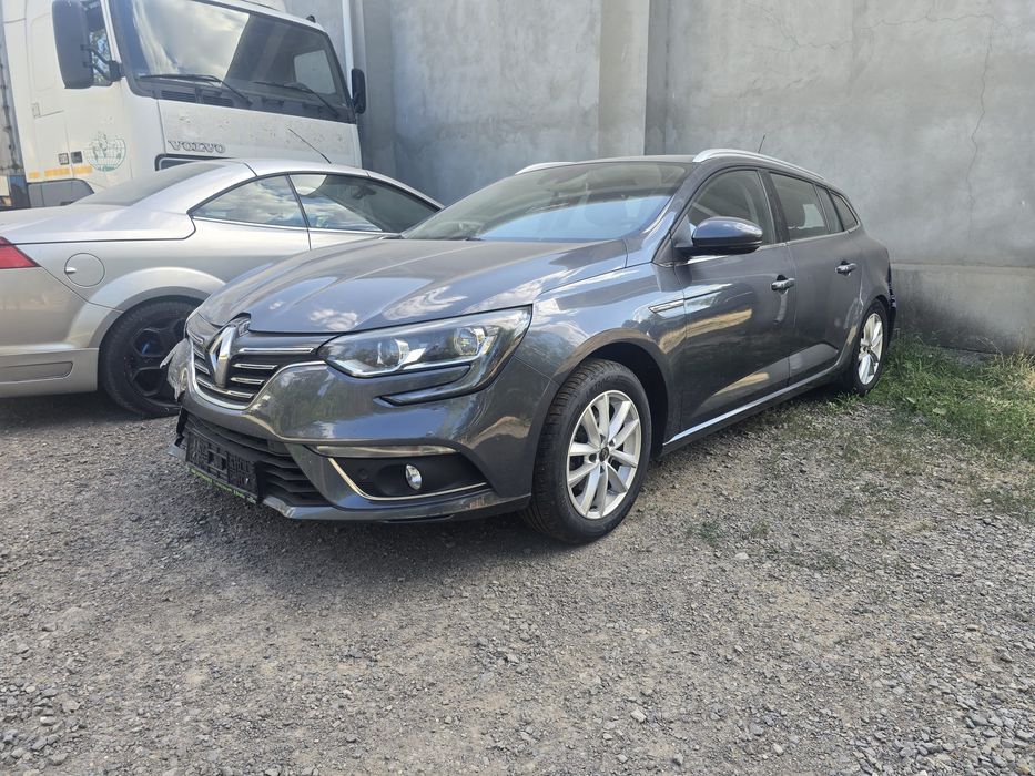 Renault Megane 1.5 Diesel AVARIAT Volan Stânga