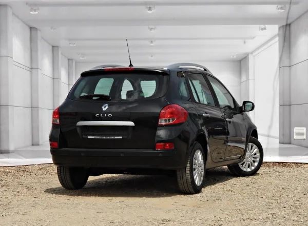 Vlad sau schimb renou clio 2010