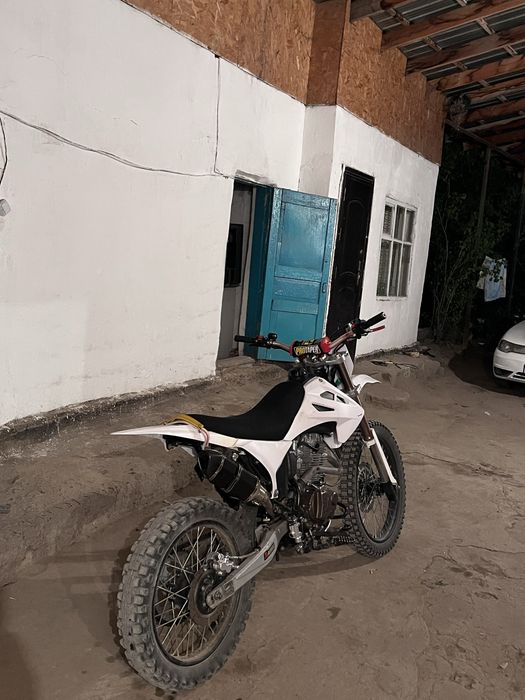 Продам эндуро 250 куб