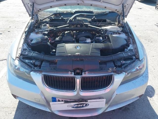 На части бмв е90 320  173кс н45