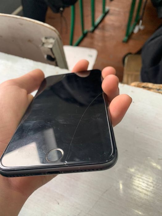 Iphone 8 plus 64 talik