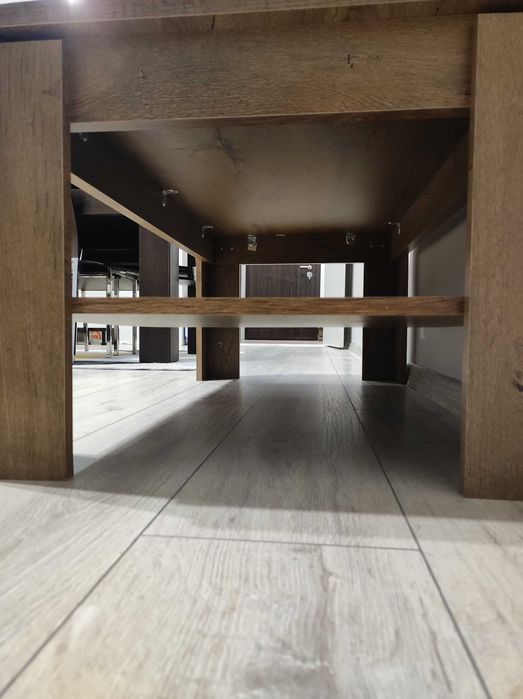 Холна маса неразличима от нова