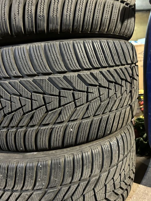 Зимни гуми Hankook Evo 3 265/35/20.