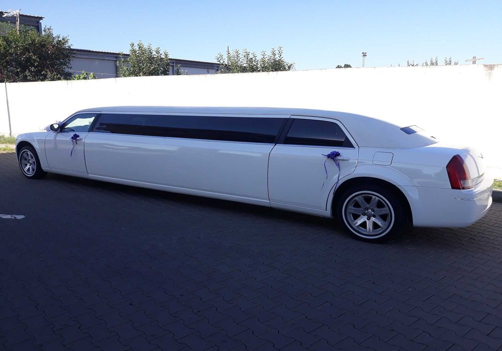 Limuzina si auto epoca EXCALIBUR pentru diferite evenimente