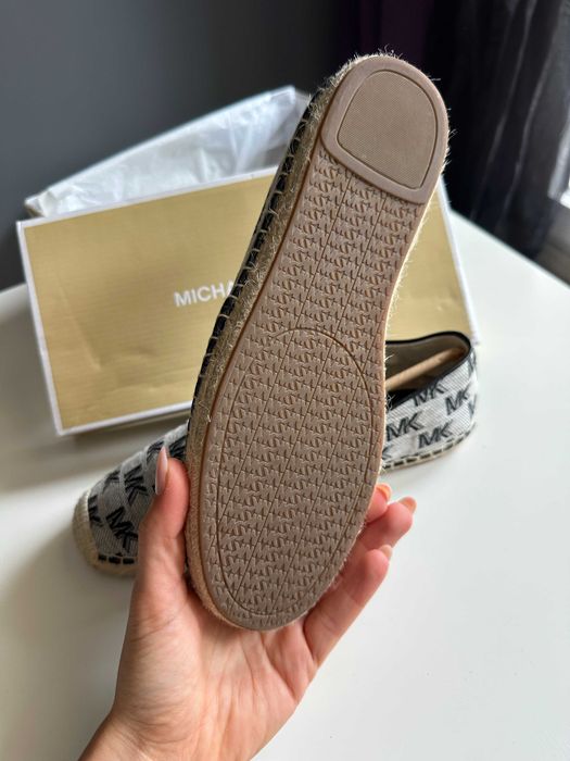 Чисто нови еспадрили Michael Kors Kendrick, номер 37
