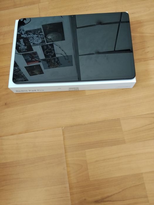 Xiaomi Redmi pad pro със Xiaomi pen и Xiaomi pad pro keyboard