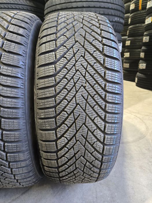 235/55/19 PIRELLI 4бр