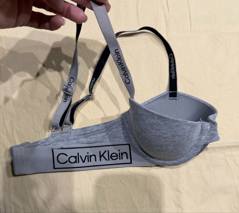 Сутиен Calvin Klein