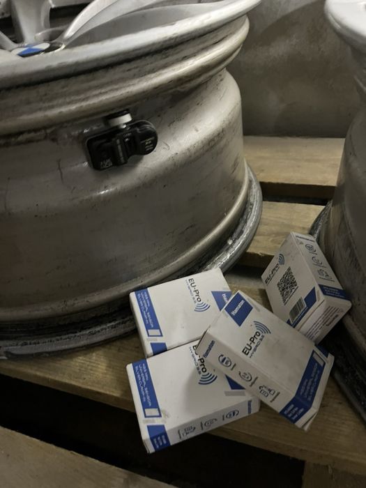 Джанти за BMW 17” 5x120  за автомобили до 2017г с фитили за мониторинг