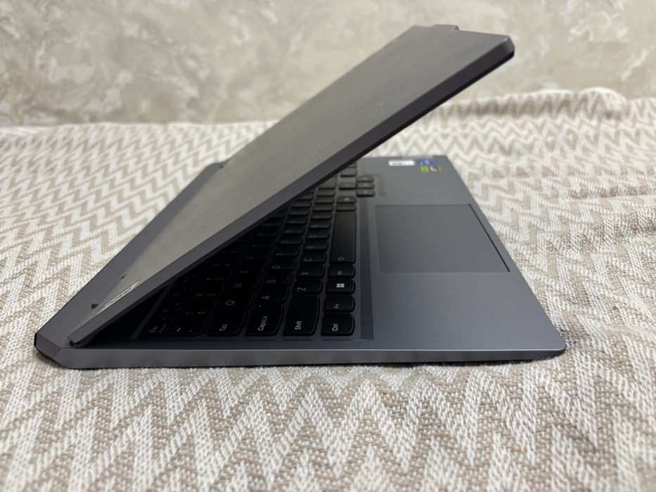 Игровой Lenovo LOQ / RTX 4050 / i7 / 1TB SSD / как новый
