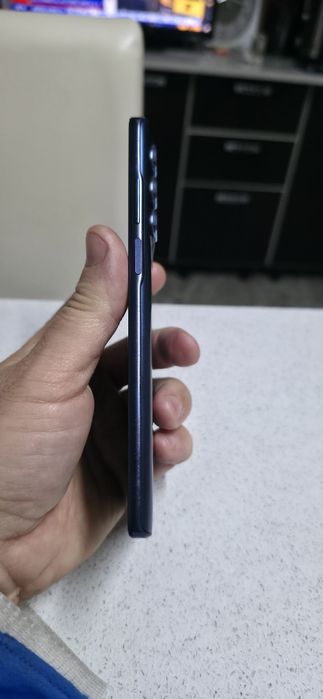 Moto g200 5g ,display rata refresh 144 hz