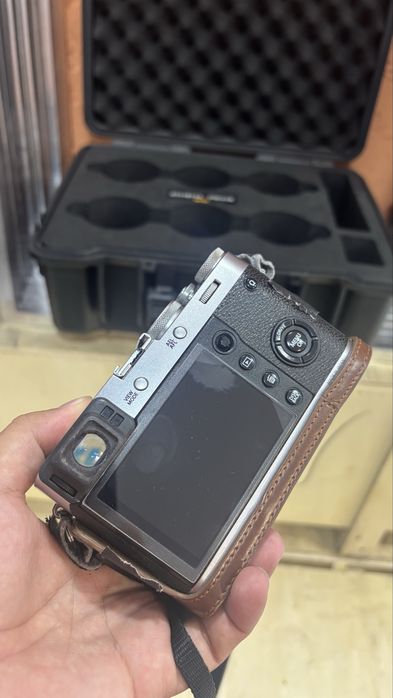 Fujifilm x100f gray