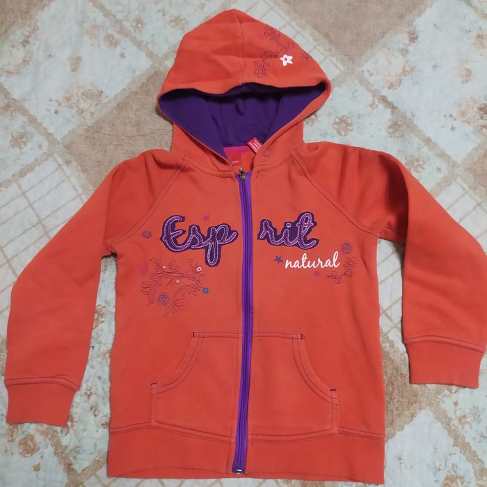 Толстовка на девочку на 6-7 лет на рост 116-122 см