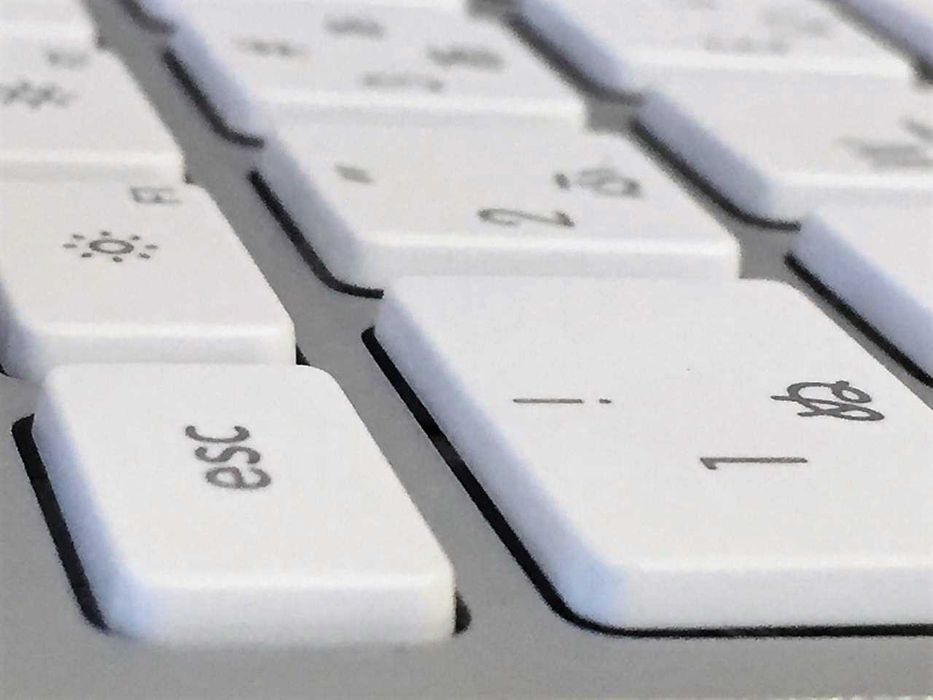 Клавиатура Apple Wireless (Bluetooth) Magic Keyboard 1 (A1314) New