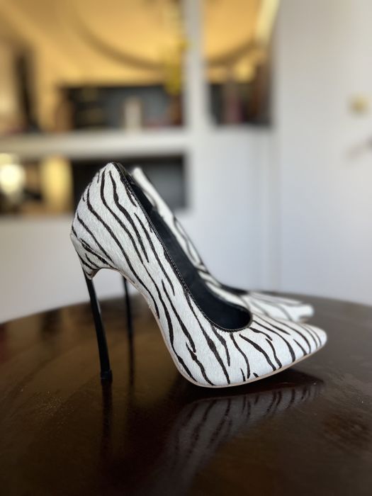 Pantofi stiletto Casadei piele ponei