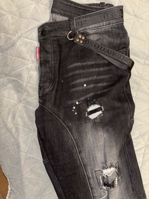Дънки Dsquared.