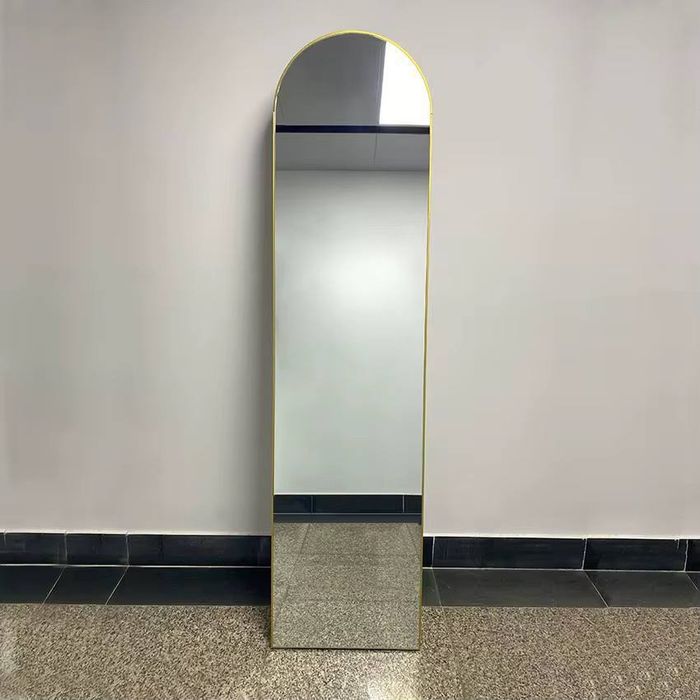 Зеркало напольное с золотой рамкой 160×40 см