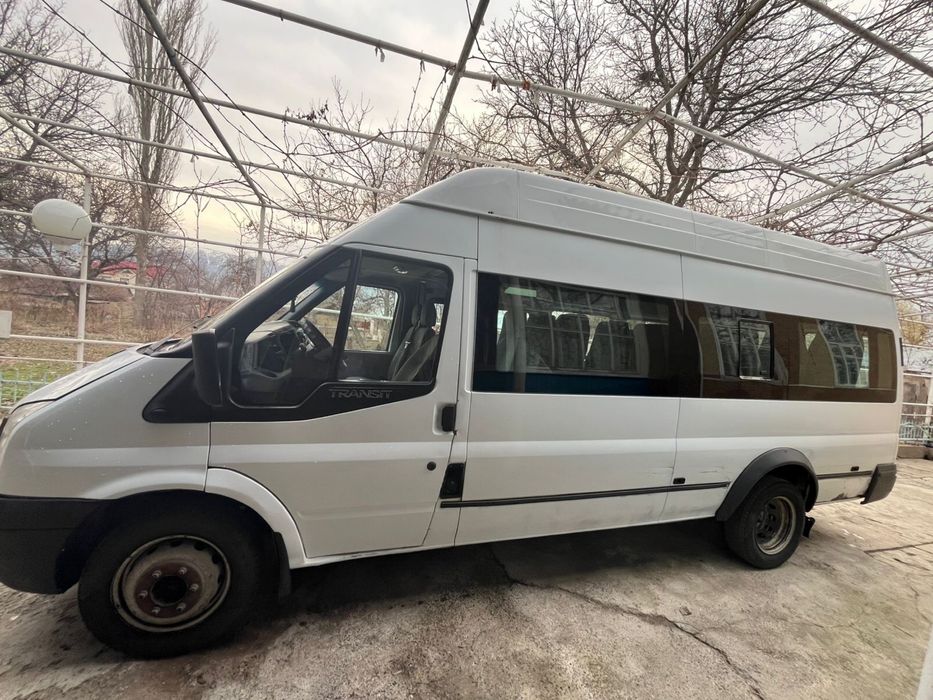 Ford Transit 2009 года