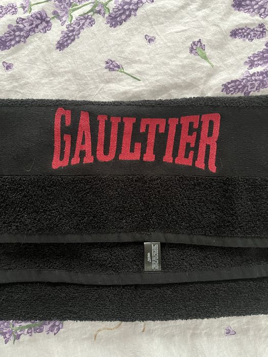 Prosop Jean Paul Gaultier
