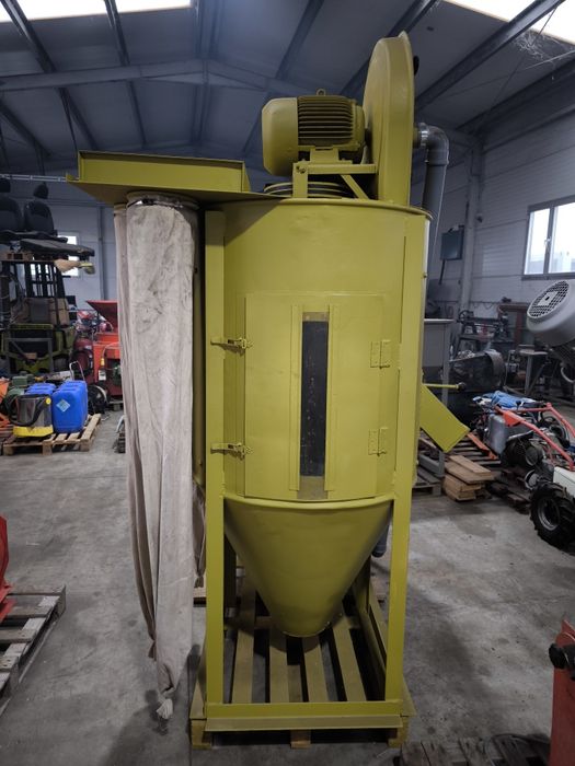 Moara cu amestecator cereale