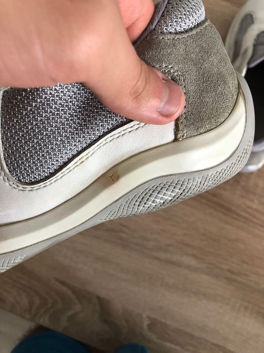 Оригинални маратонки Prada