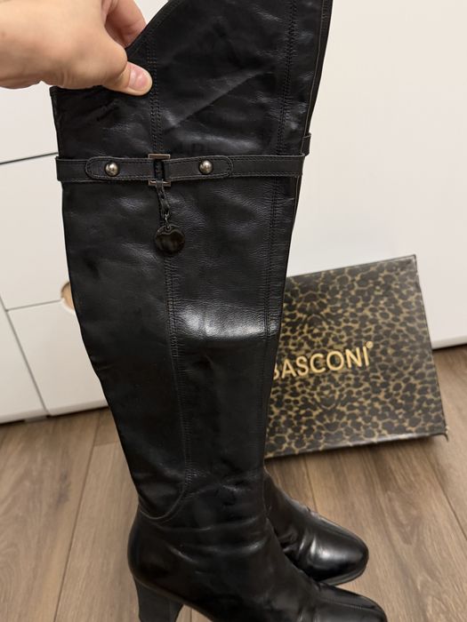 Продам зимние сапоги