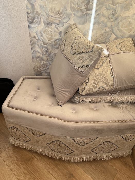 Продать мебель