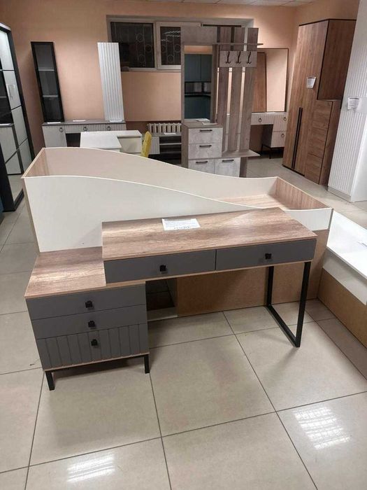 Продам Туалетный стол «Доминго»