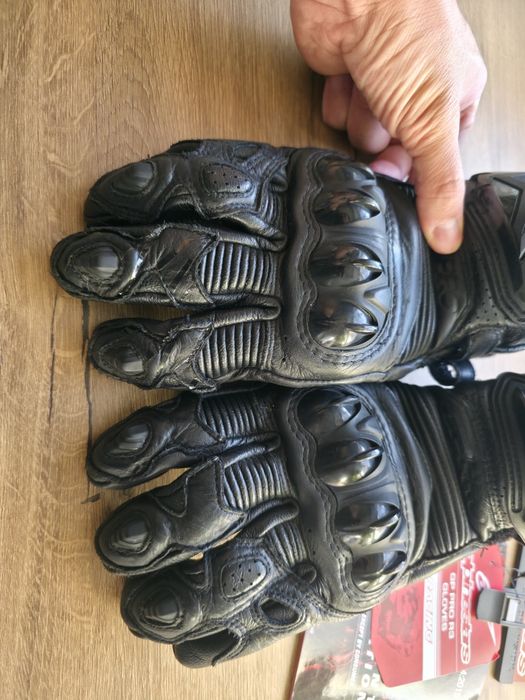 Alpinestars gp pro r3