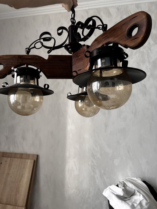 2 люстры по 10к тг