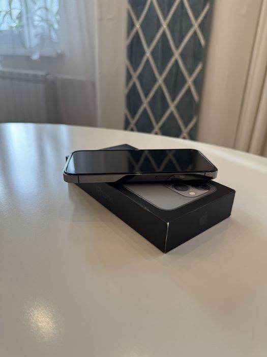 Продам Iphone 13 Pro