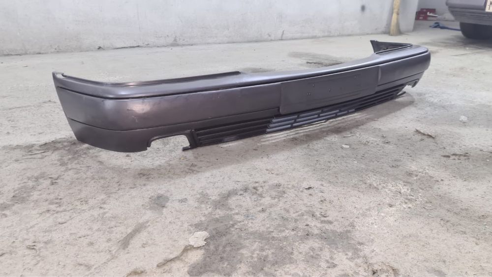 Передний бампер мерседес 210