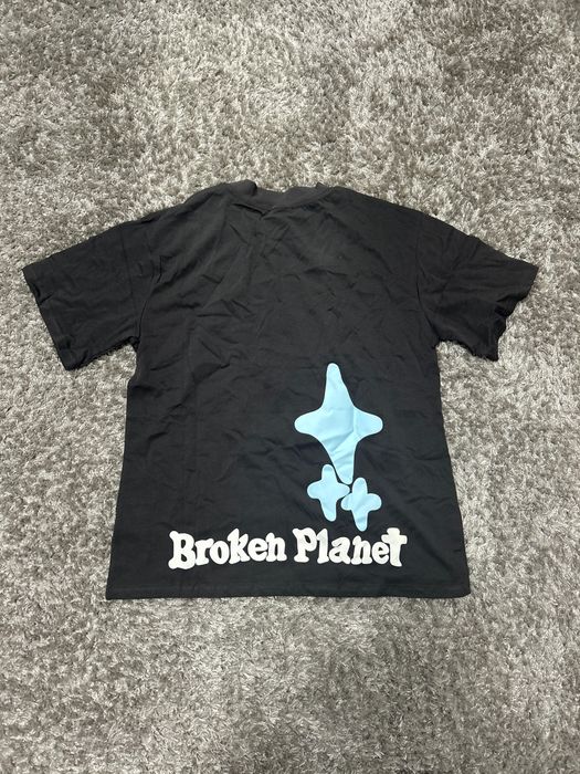 Tricou Broken Planet